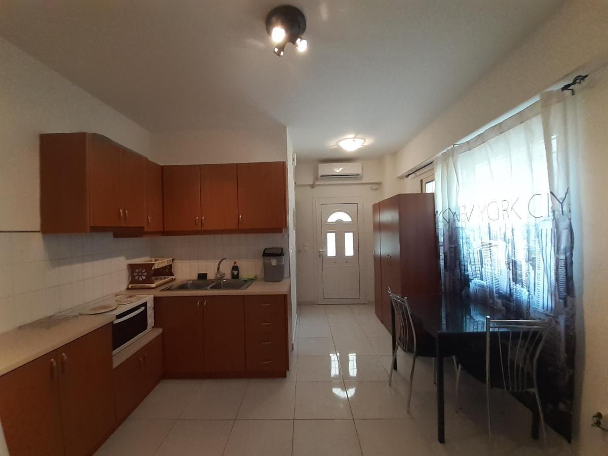 Yellow House Apartment Kalamata Ngoại thất bức ảnh