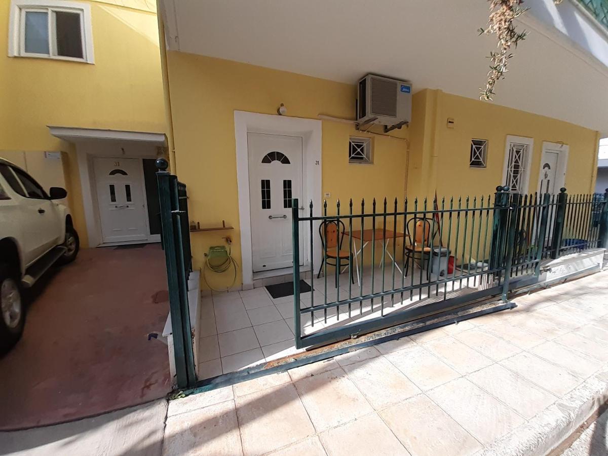 Yellow House Apartment Kalamata Ngoại thất bức ảnh