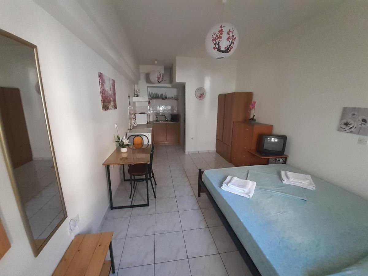 Yellow House Apartment Kalamata Ngoại thất bức ảnh
